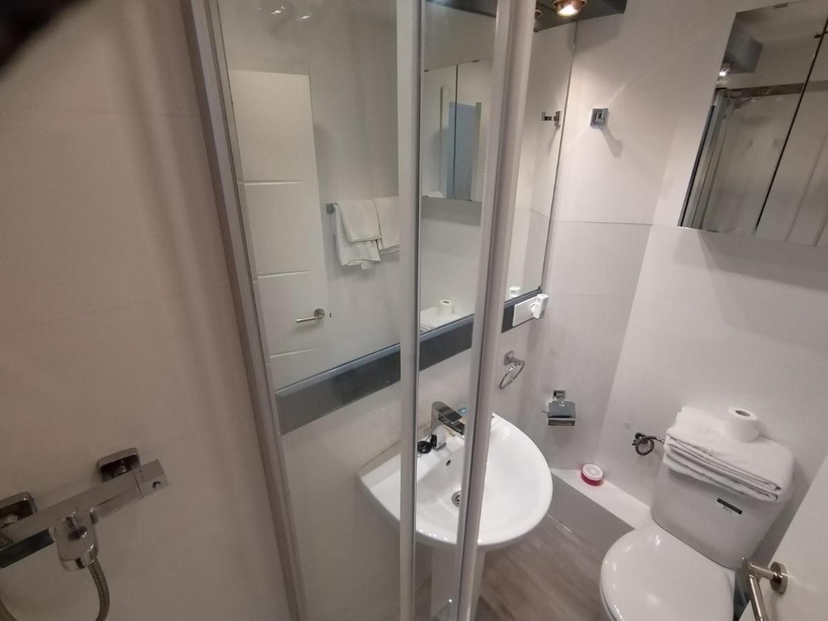 Apartamento Para 4 - Puerta Del Sol Мадрид Экстерьер фото